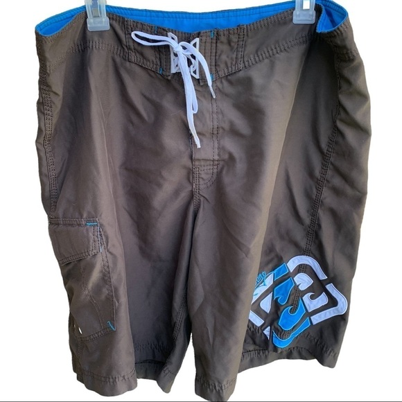 Quiksilver Boardshorts Mens Size 38 - Picture 1 of 6